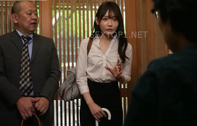 Cô giáo mới vào trường bị hiệu trưởng bắt đi bàn việc làm ăn rồi chịch cả đêm